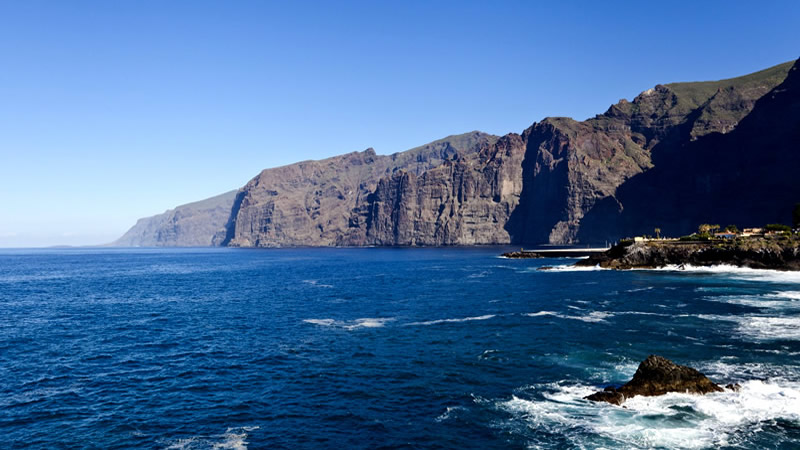 cliffs of the Giants