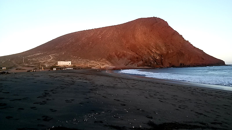 montaña roja